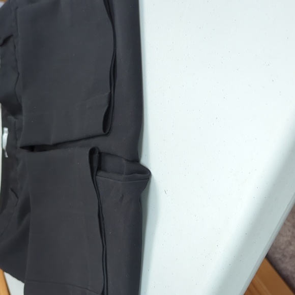 Van Heusen ankle pants, size 8 - Picture 5 of 5